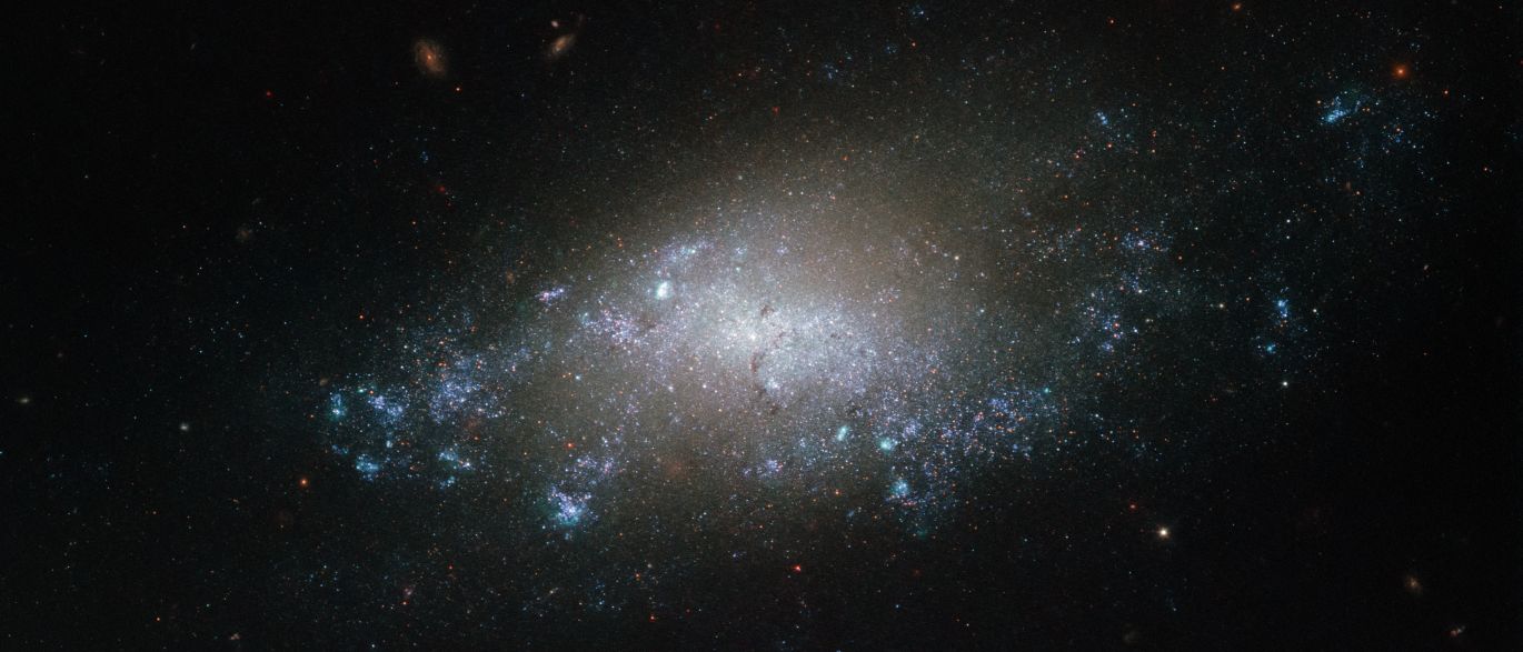 Galáxia NGC 3274