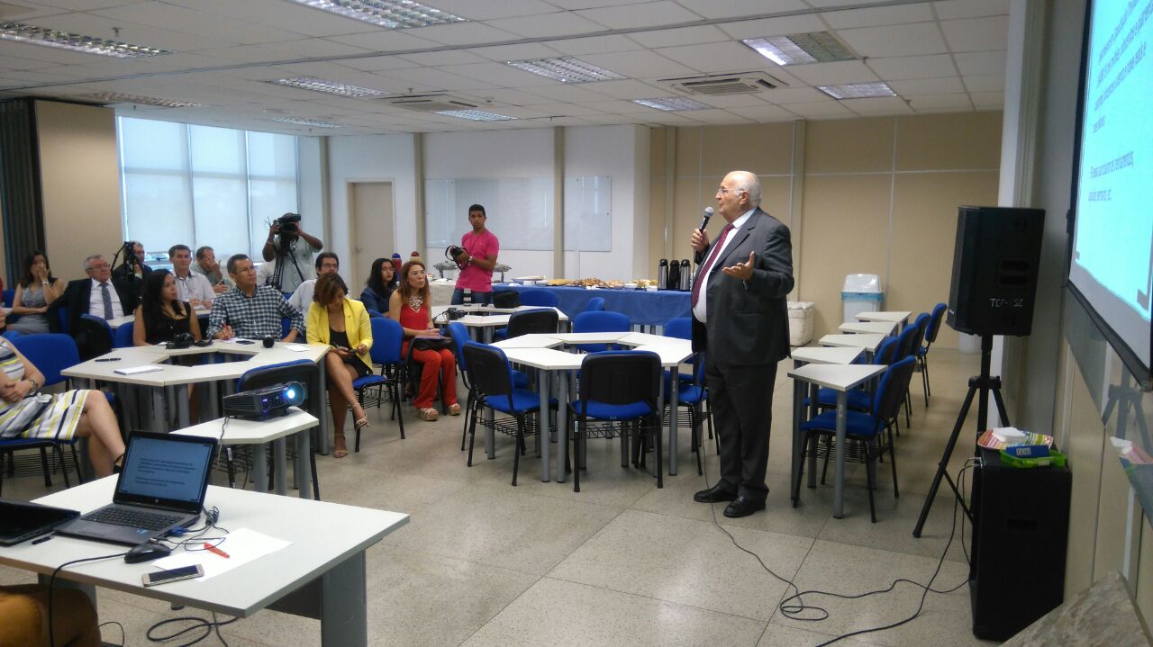 Presidente do TCE-PI, conselheiro Luciano Nunes