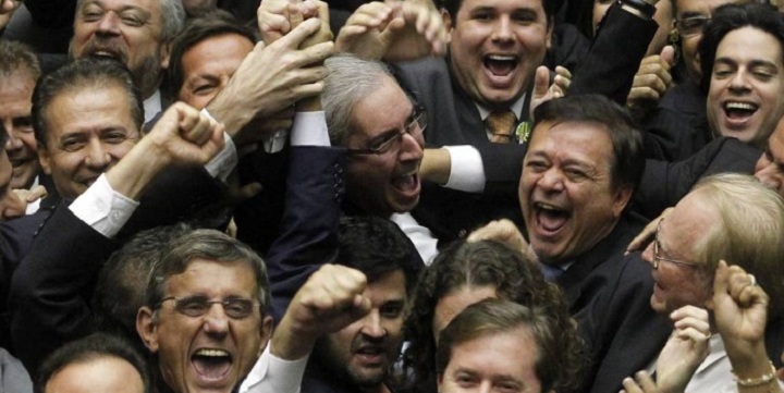 Eduardo Cunha e Jovair Arantes comemoram o afastamento de Dilma