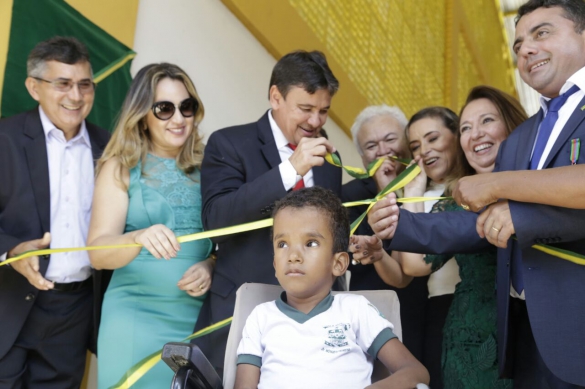 Governador entrega obras em Campo Maior
