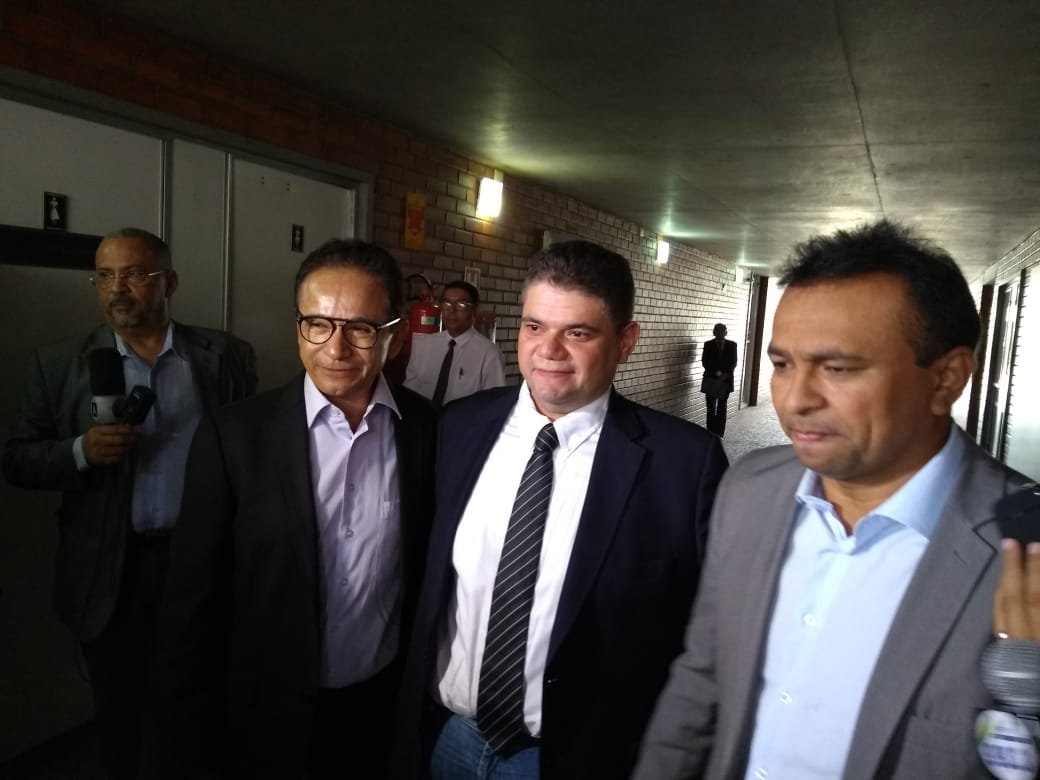 Dr. Hélio Oliveira, Fábio Xavier e Fábio Abreu na Assembleia Legislativa