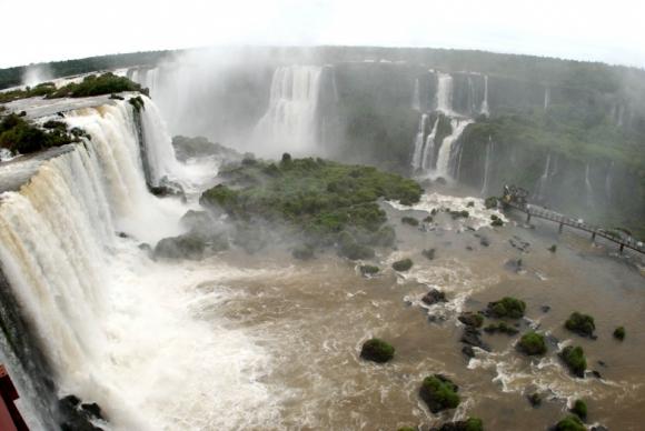 Apesar da abundância, a água não está igualmente distribuída pelo território brasileiro