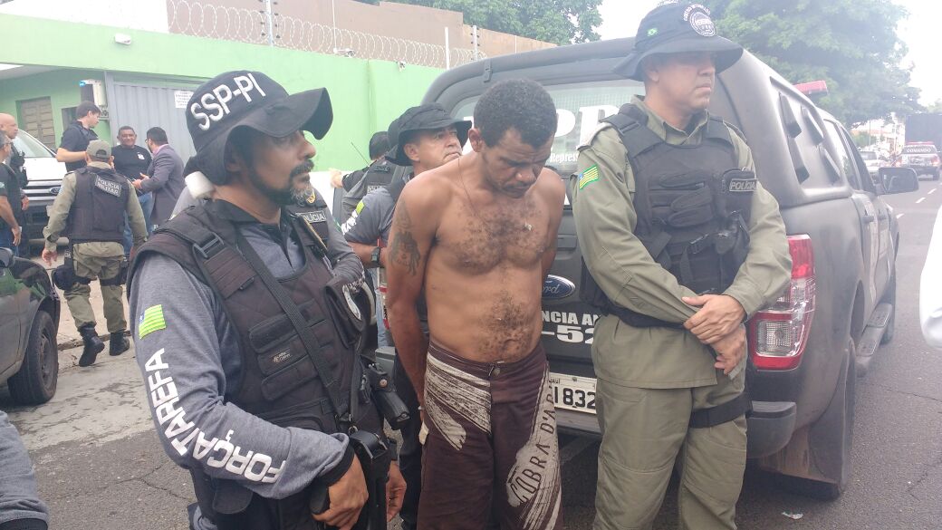 Marcelo Ribeiro de Alencar vulgo Marcelo Ovinho, foi dado cumprimento ao mandado de prisão pela Força Tarefa da SSP por homicídio.
