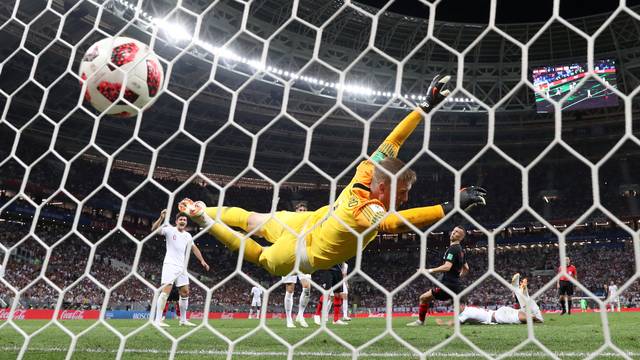 Inglaterra x Croácia: o gol de empate de Perisic