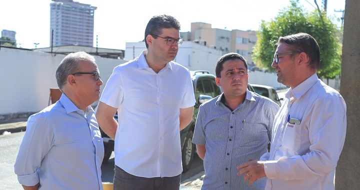 Pré-candidato a governador Luciano Nunes visitou obras com  Firmino Filho