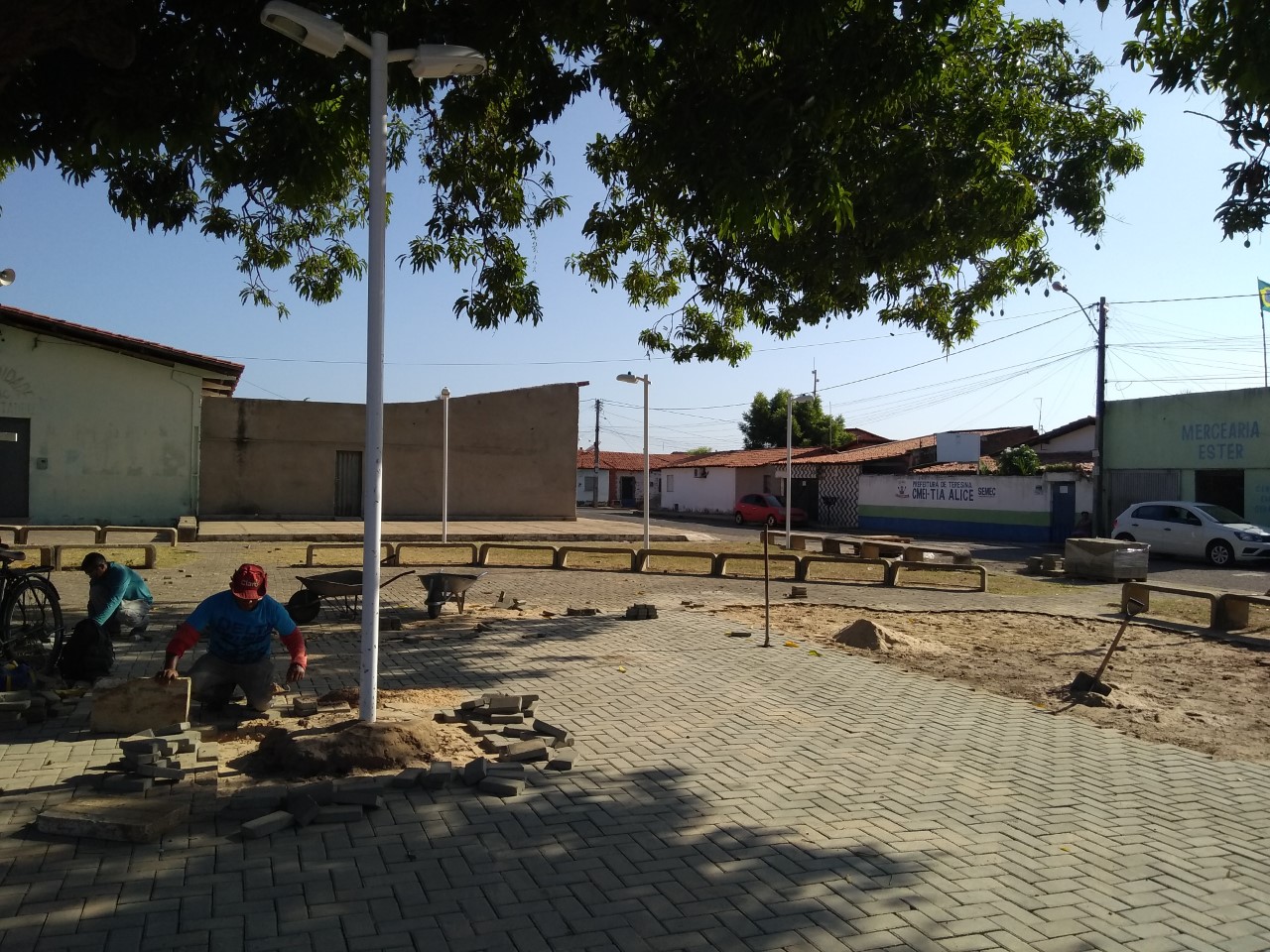 Praça da Vila Carlos Feitosa recebe reforma.