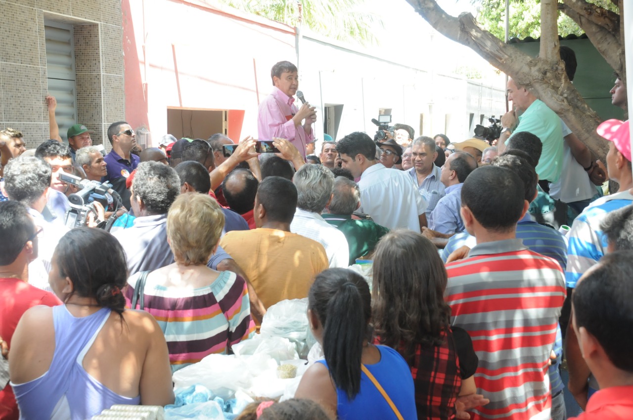 Wellington Dias tem apoio da população do semiárido do Piauí
