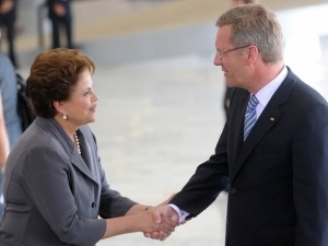 Dilma Rousseff voltou ao trabalho hoje
