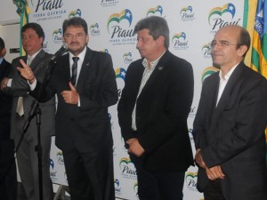 Governador Wilson Martns lança mais uma edição do Salão de Humor do Piauí