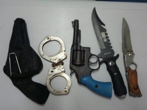 Armas encontradas com motociclista em Parnaíba