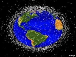 Nasa rastrea cerca de 22 mil objetos que estão percorrendo a órbita terrestre