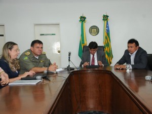 Reunião do governo discute plano de segurança