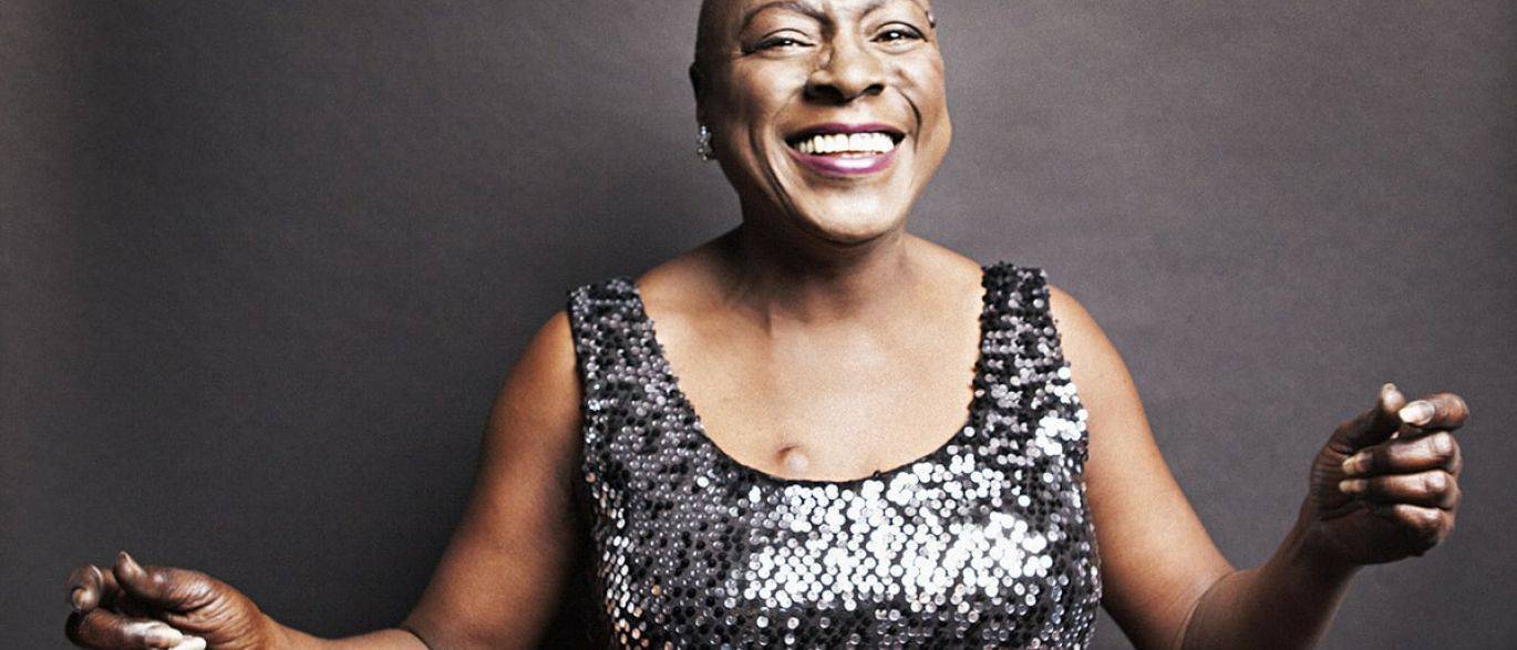Cantora de soul e blues Sharon Jones