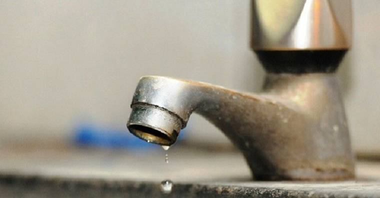 Torneira sem água