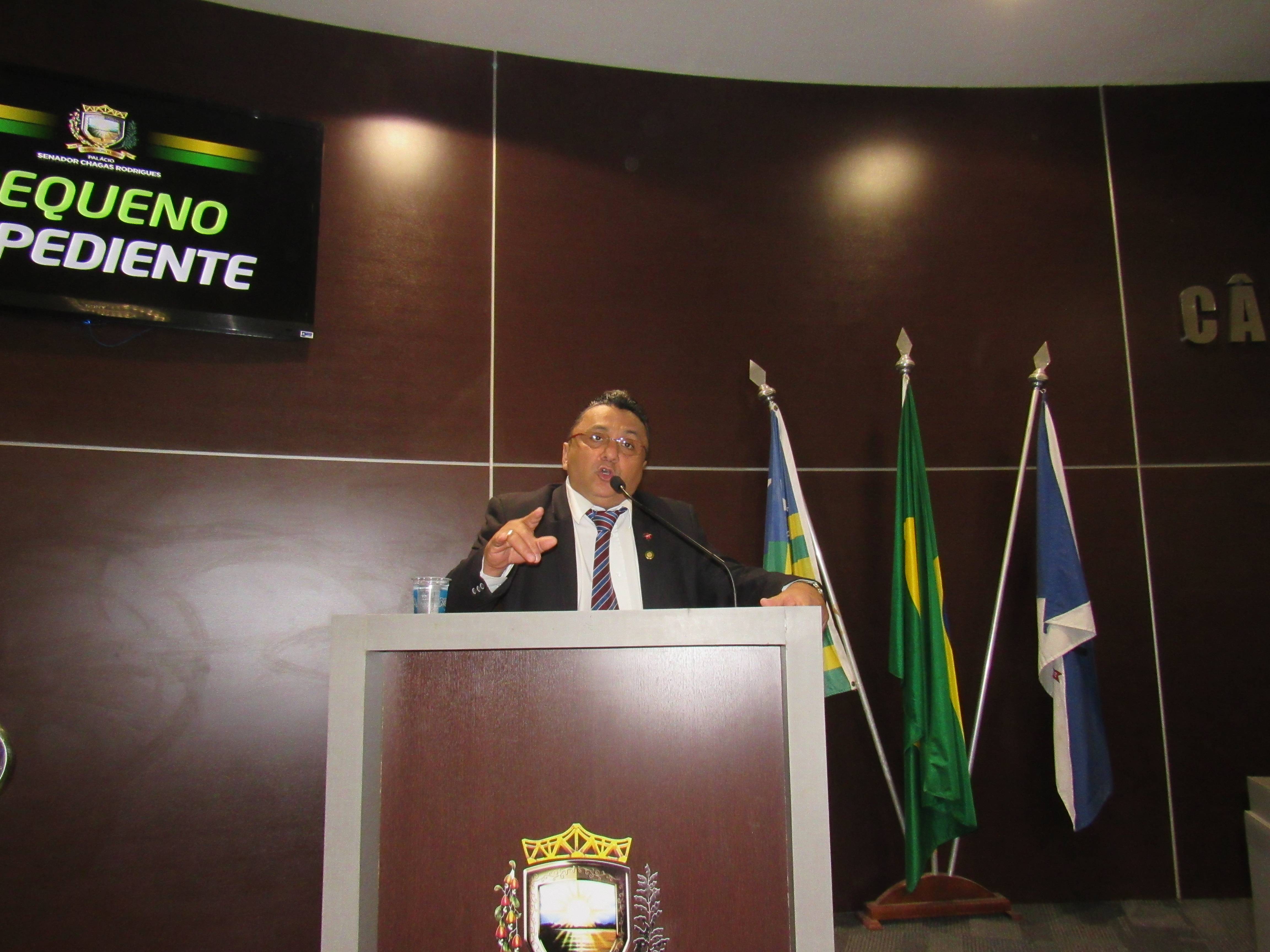 Dudu dispara na CMT: “Não conseguirão inviabilizar candidatura de Lula em 2018”