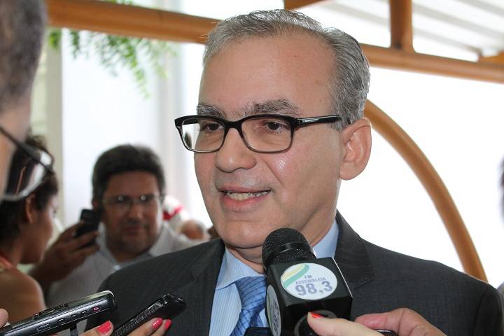 Prefeito de Teresina, Firmino Filho (PSDB), quer aumentar a divida