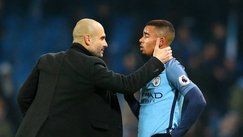 Guardiola e Gabriel Jesus