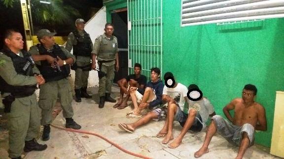 Presos e apreendidos por invadir casas em Luís Correia