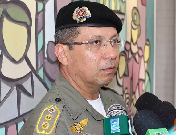 Tenente coronel Adriano Lucena