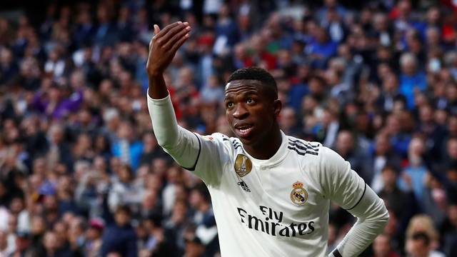Vinicius Junior comemora gol
