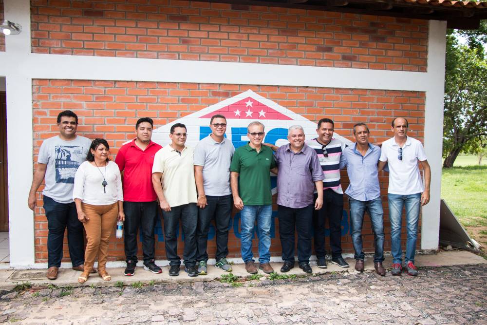 Prefeito visita o Centro de Treinamento do Piauí Esporte Clube