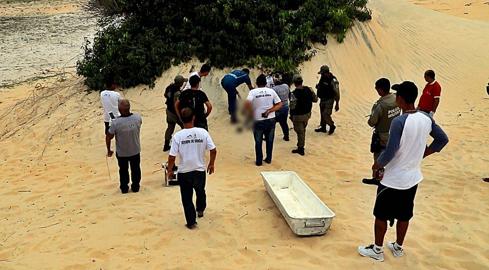 O corpo estava próximo a uma duna na Lagoa do Portinho