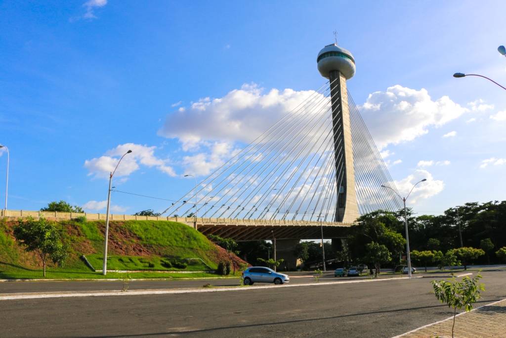 Ponte Estaiada