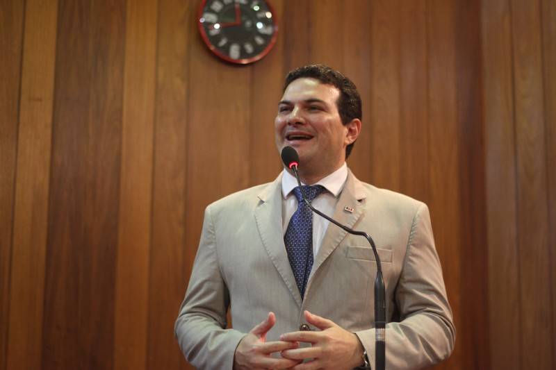 Presidente da OAB-PI Celso Barros Neto