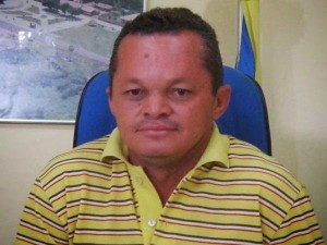 Ex-prefeito José Evangelista Torres Lopes o \"Zé Belim\")