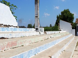 Muro do Estádio Juca Fortes caiu em abril