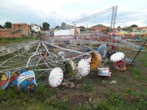 Parque não suportou a força dos ventos em Esperantina