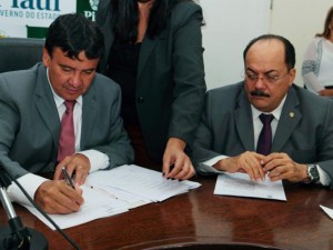 Governador Wellington Dias e presidente do TJ-PI, Raimundo Eufrásio