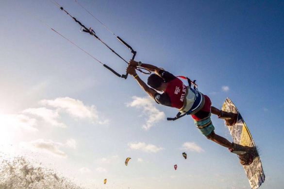 O evento vai atrair praticantes de kitesurf de todo o mundo