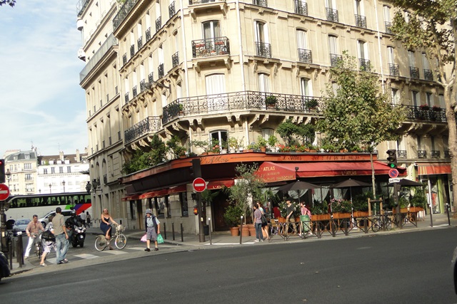 Café no Centro de Paris