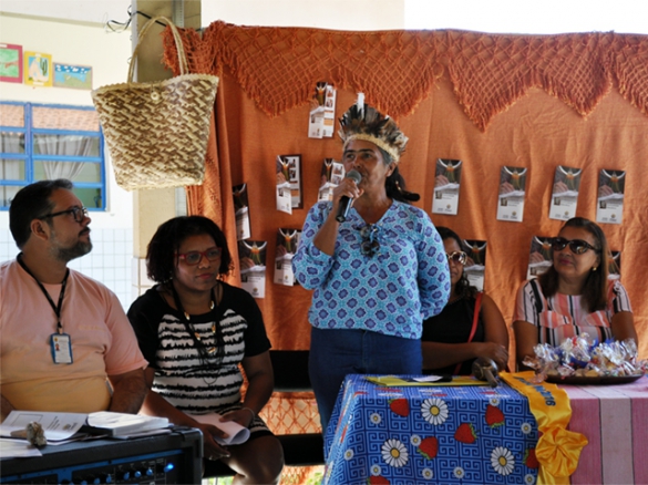Discussão sobre educação indígena, em Queimada Nova