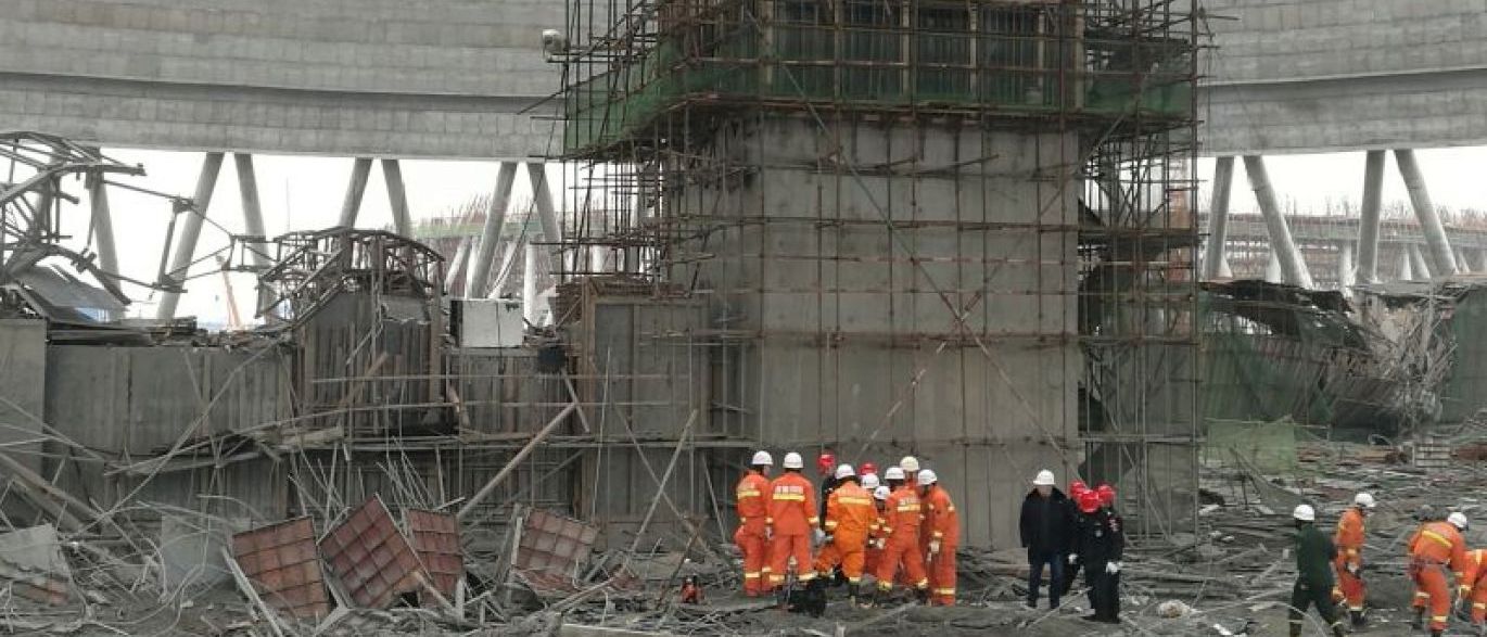 Torre desaba na China