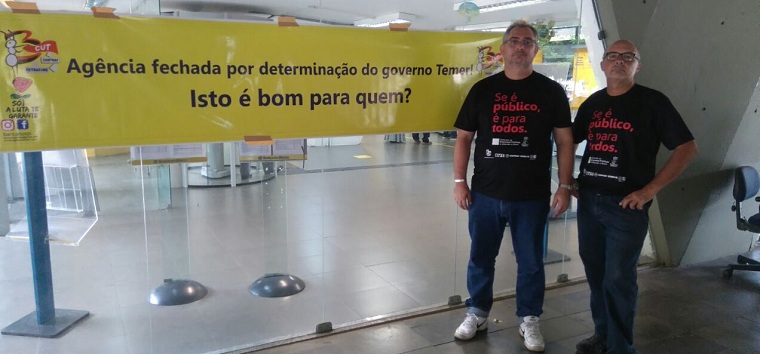 Funcionários do Banco do Brasil fazem protesto