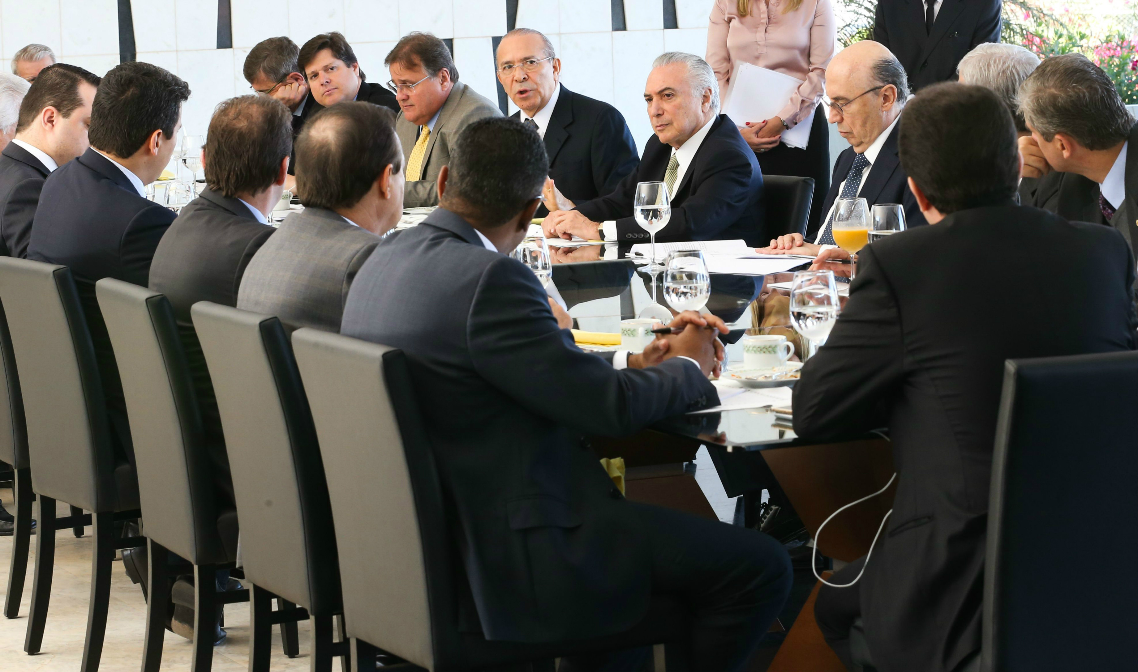 Michel Temer reunido com parlamentares