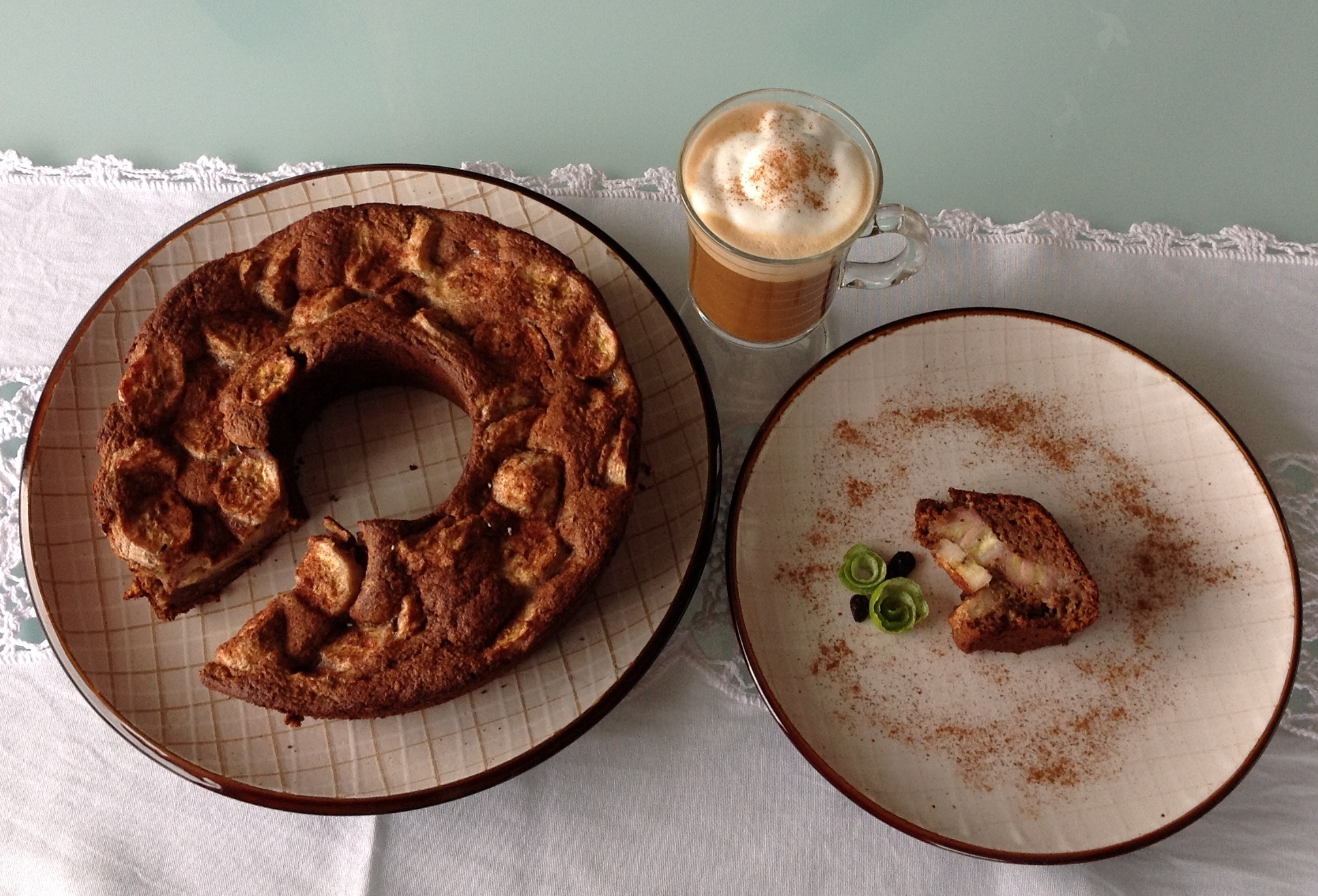 Bolo de Bananas, Maçã e Passas
