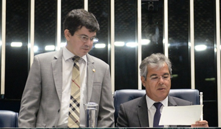 Senadores Randolfe Rodrigues (Rede-AP) e Humberto Costa (PT-PE)