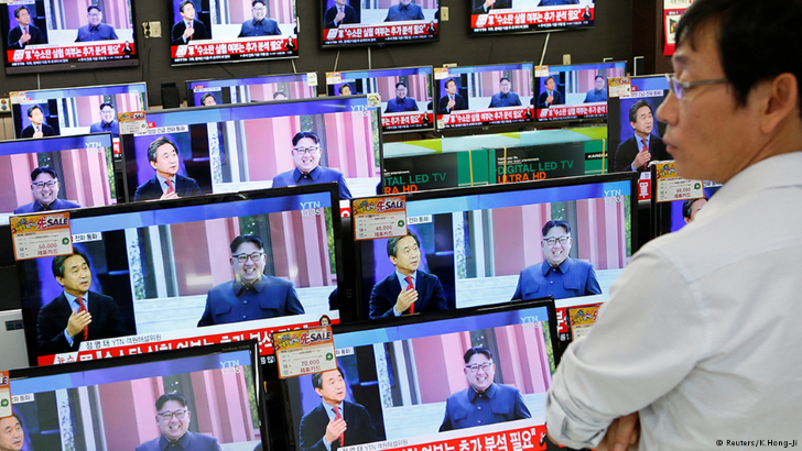 Televisão sul-coreana noticia o teste realizado pela Córeia do Norte