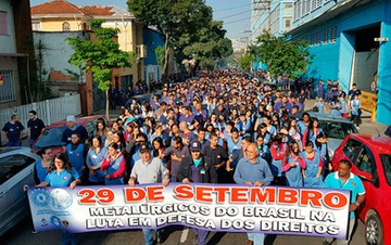 'Tudo que vier para tirar ou diminuir direitos dos trabalhadores, seremos contra', diz Miguel Torres