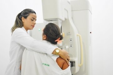 Há um ano o Ceir oferece o exame de mamografia pelo SUS