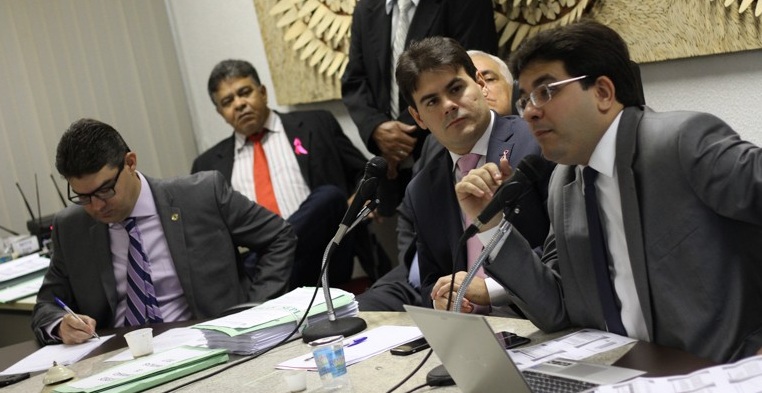 Rafael Fonteles na Comissão de Finanças da Assembleia Legislativa