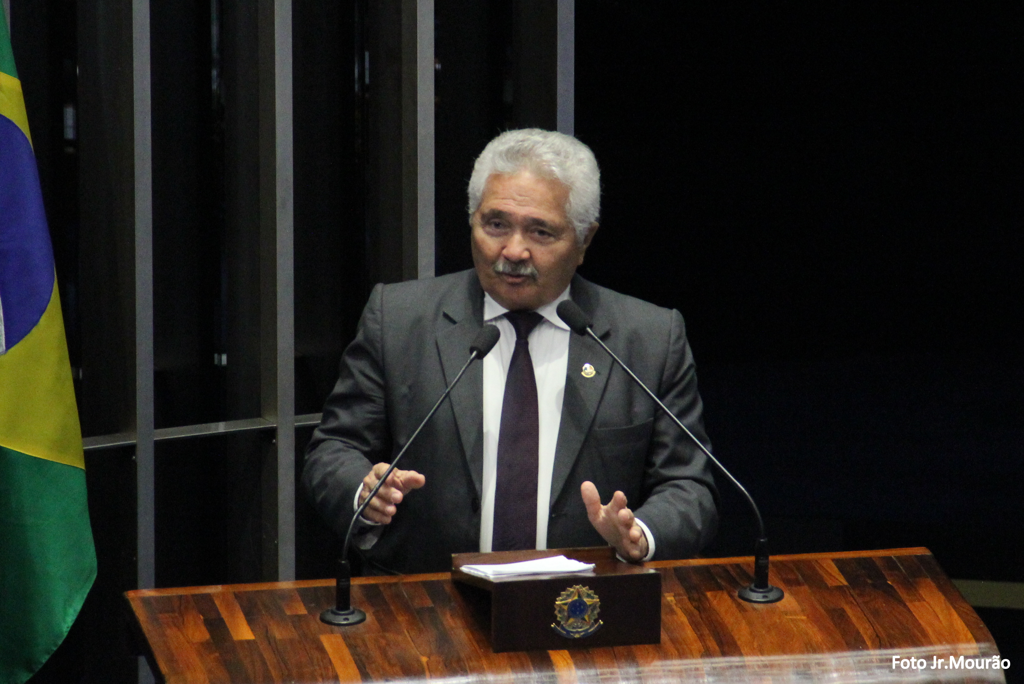 Senador Elmano Ferrer