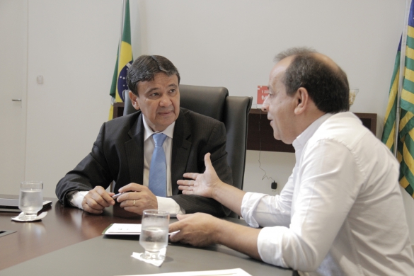 Governador Wellington Dias e o secretário da Defesa Civil, Hélio isaías