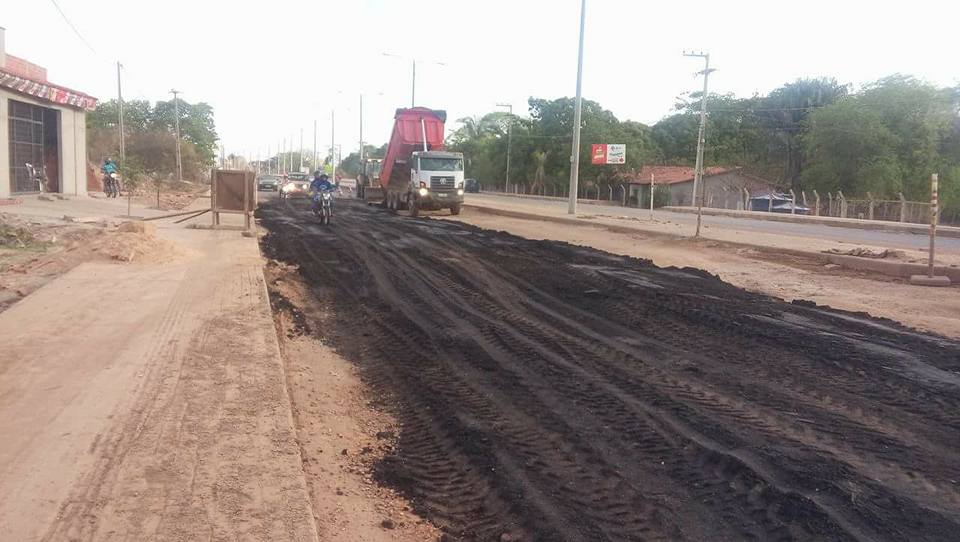 Obra da avenida Poty Velho causa transtornos à população