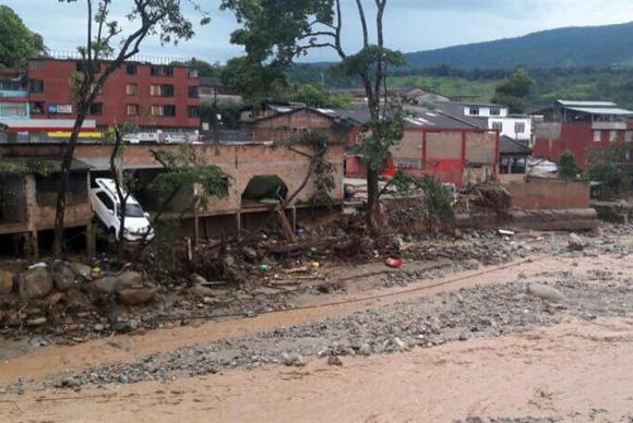 Cheia em três rios da Colômbia, em consequência das chuvas, deixa mais de 150 mortos na cidade de Mocoa