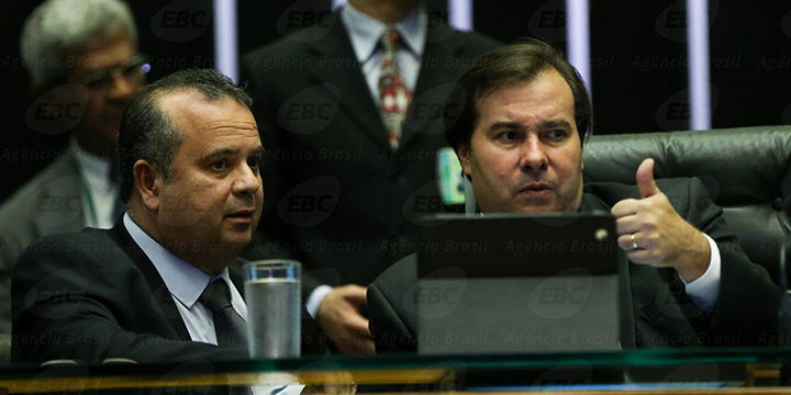 Rogério Marinho (PSDB-RN) com Rodrigo Maia (DEM-RJ)