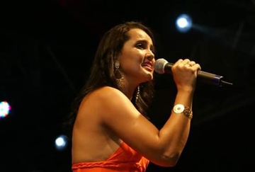 Kariny Santos será atração do Boca da Noite em Oeiras
